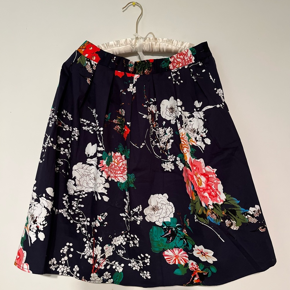VINTAGE FLORAL PRINT GARDEN PARTY SKIRT - Picture 4 of 11